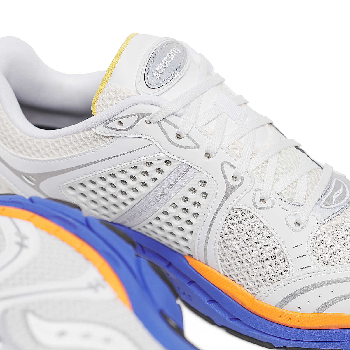 SAUCONY PROGRID TRIUMPH 4 GALAXY