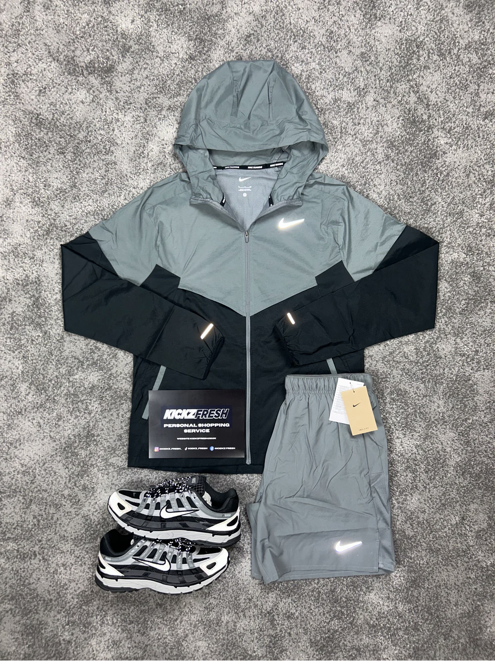 ENSEMBLE NIKE SMOKE GRIS WINDRUNNER POUR HOMME