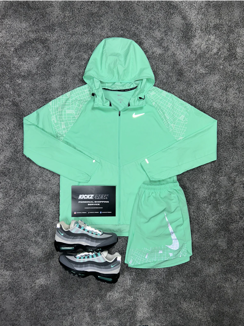 ENSEMBLE HOMME NIKE DIVISION MINT VERT WINDRUNNER