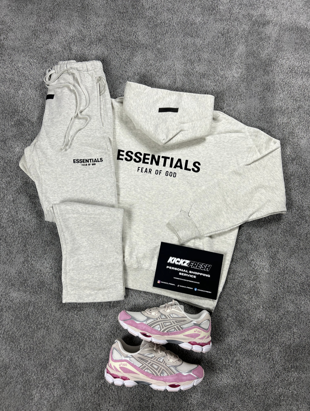 SURVÊTEMENT À JAMBES OUVERTES ESSENTIALS FEAR OF GOD LIGHT AVOAT MEAL