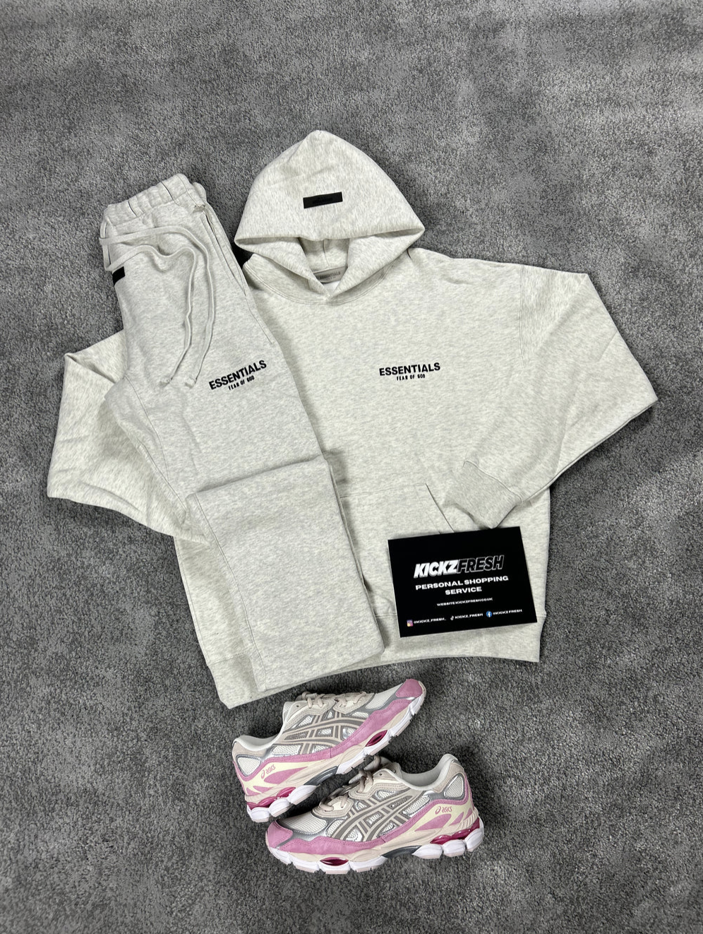 SURVÊTEMENT À JAMBES OUVERTES ESSENTIALS FEAR OF GOD LIGHT AVOAT MEAL