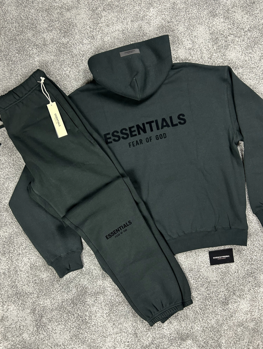 SURVÊTEMENT NOIR FOG ESSENTIALS