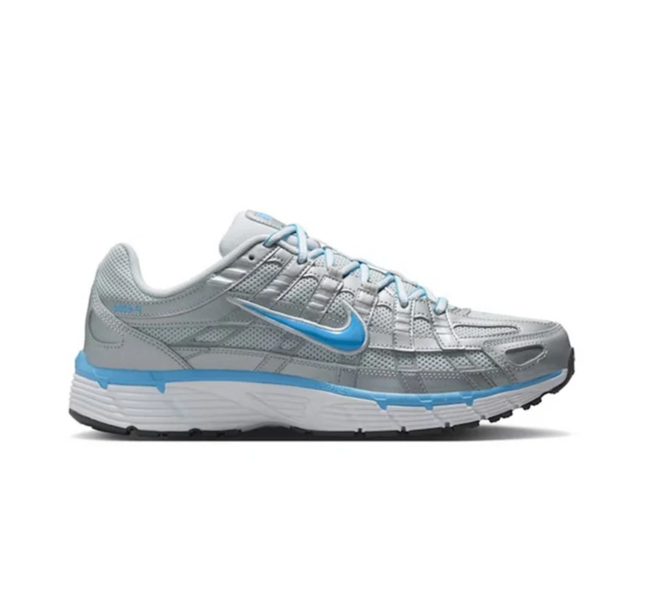 NIKE P-6000 PLATINE MÉTALLIQUE BLEU UNIVERSITÉ