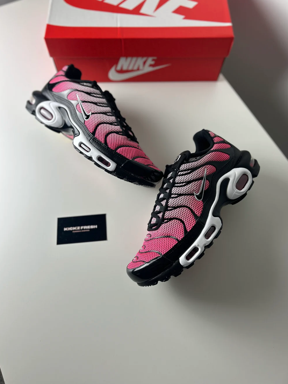 AIR MAX PLUS TN « MOUSSE ROSE »