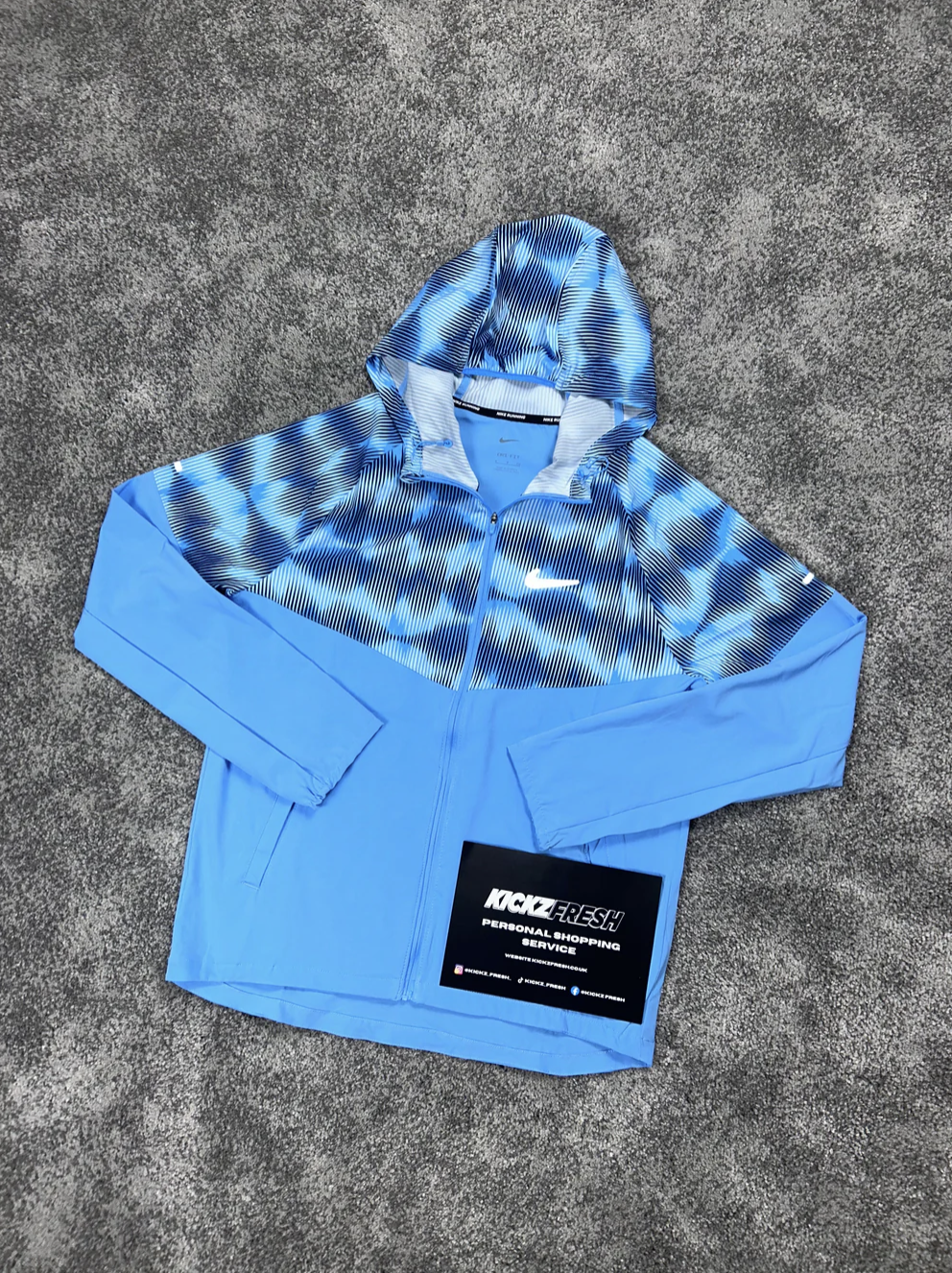 VESTE NIKE WINDRUNNER SOUNDWAVE BLEU UNIVERSITÉ