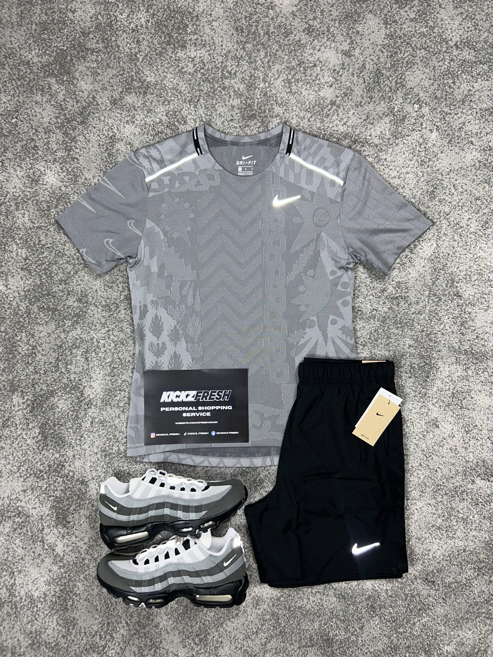 ENSEMBLE NIKE MILER TOKYO GRIS POUR HOMME