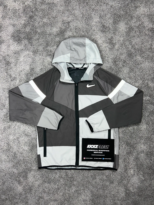 VESTE NIKE WINDRUNNER « PATCH WORK »