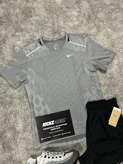ENSEMBLE NIKE MILER TOKYO GRIS POUR HOMME